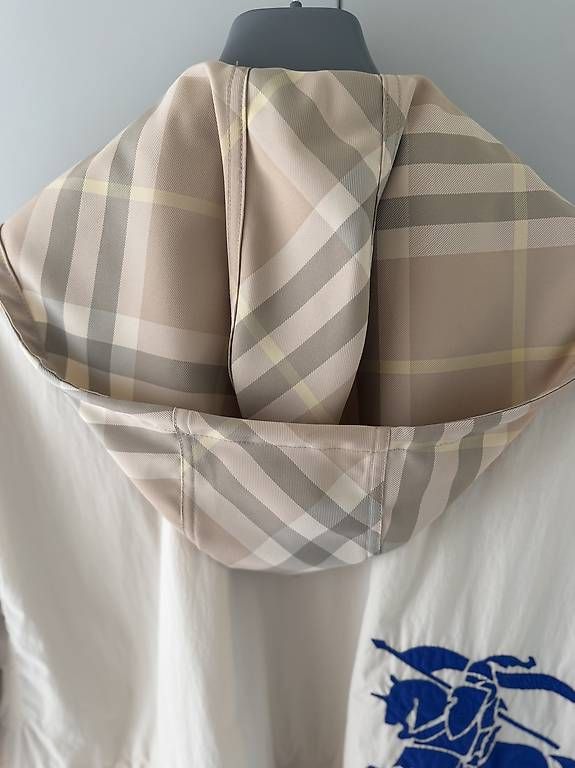Jacken: BURBERRY Technical Hooded Jacket NEW with Tags M – Neu und originalverpackt aus Castagnola von csa_7gs5 3