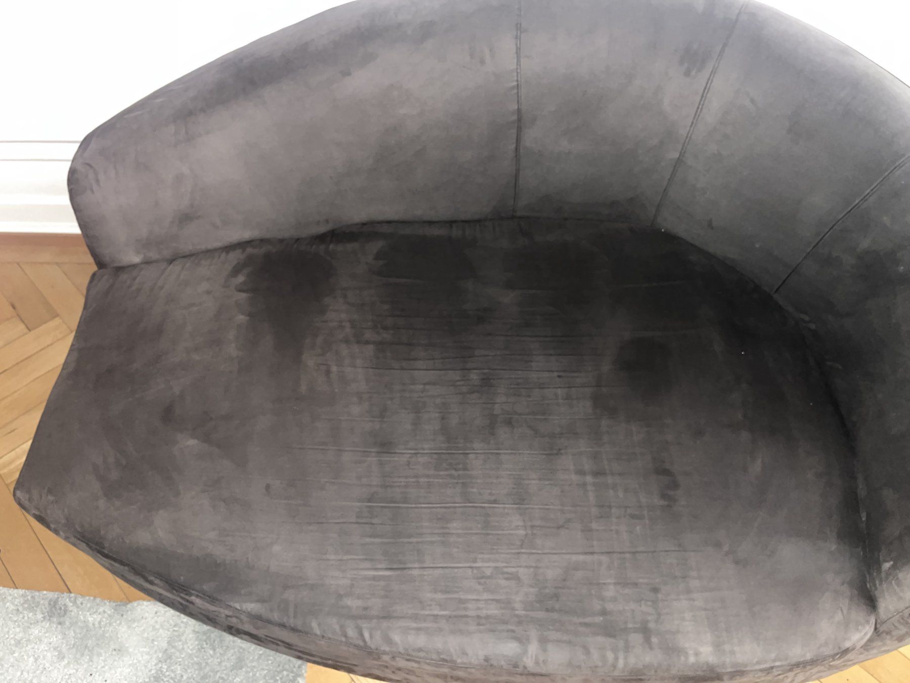 Divani: Rundes Lounge-Sofa / Grau, Microfaser – gebraucht – Usato da St. Gallen venduto da Jan0108 2