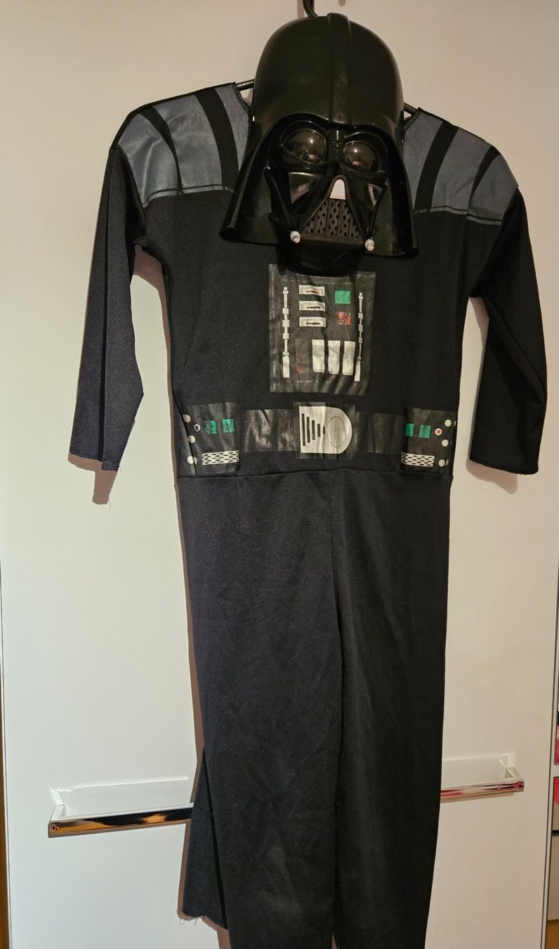 Costumi: Starwars Kostüm 8/9 Jährige – Usato da Marthalen venduto da PeSch.03
