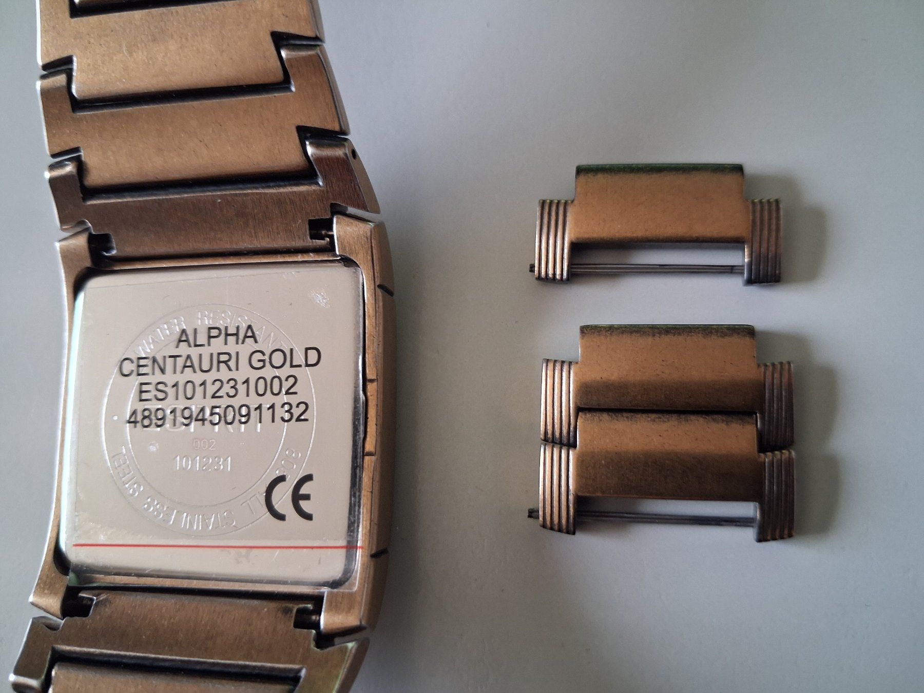Esprit Orologi: Esprit Alpha Centauri Gold (ES 101231) – Usato da Thun venduto da music_and_more 2