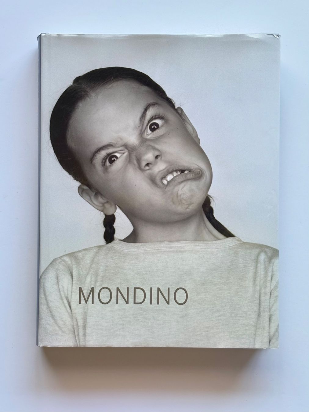 Livres: Mondino - Two Much – D'occasion à Liebefeld par Orvin2534