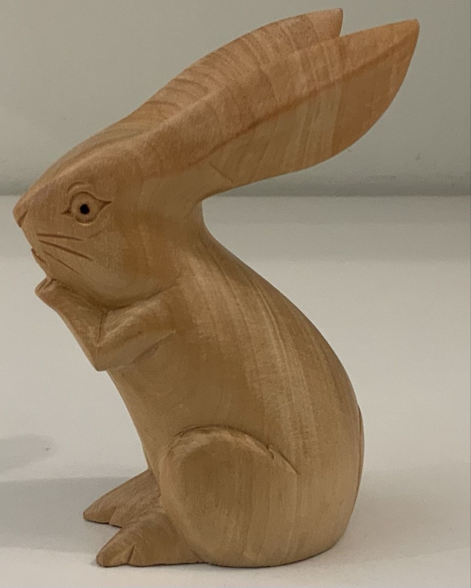 Statuette: Lapin en bois sculpté – Usato da rolle venduto da Tontonjulot