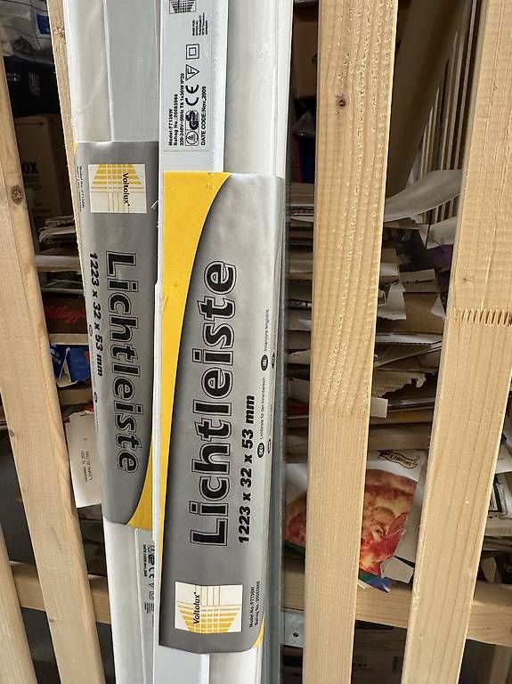 Ancore: Lichtleiste 1223 x 32 x 53mm – Usato da Wallisellen venduto da van_7rhj 1