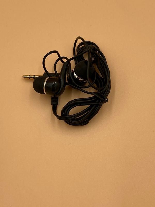 Lenco Tragbarer Mediaplayer: LENCO | Tragbarer CD Player | CD-010 | Discman – Neu (gemäss Beschreibung) aus Wittenbach von Restwert_St-Gallen 4