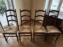 4 chaises en bois massif avec assise en paille