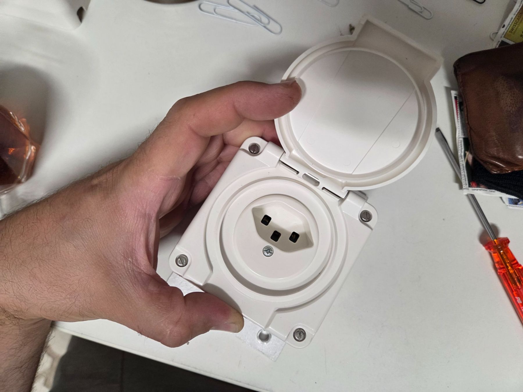 Feller Stecker: Feller NAP T23 Steckdose, weiss Typ23 AP – Gebraucht aus Zürich von Alibaba1234 2