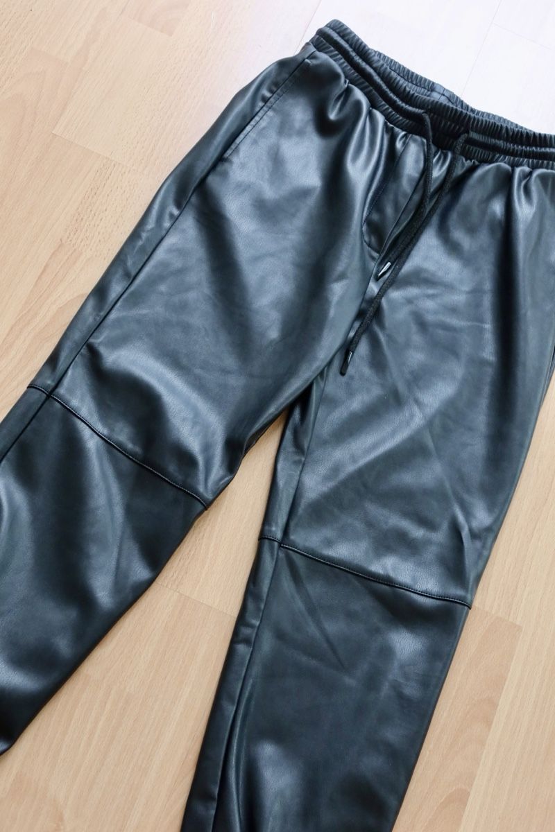 Hosen: EDITED Kunstlederhose – Gebraucht aus Uster von m_21 2