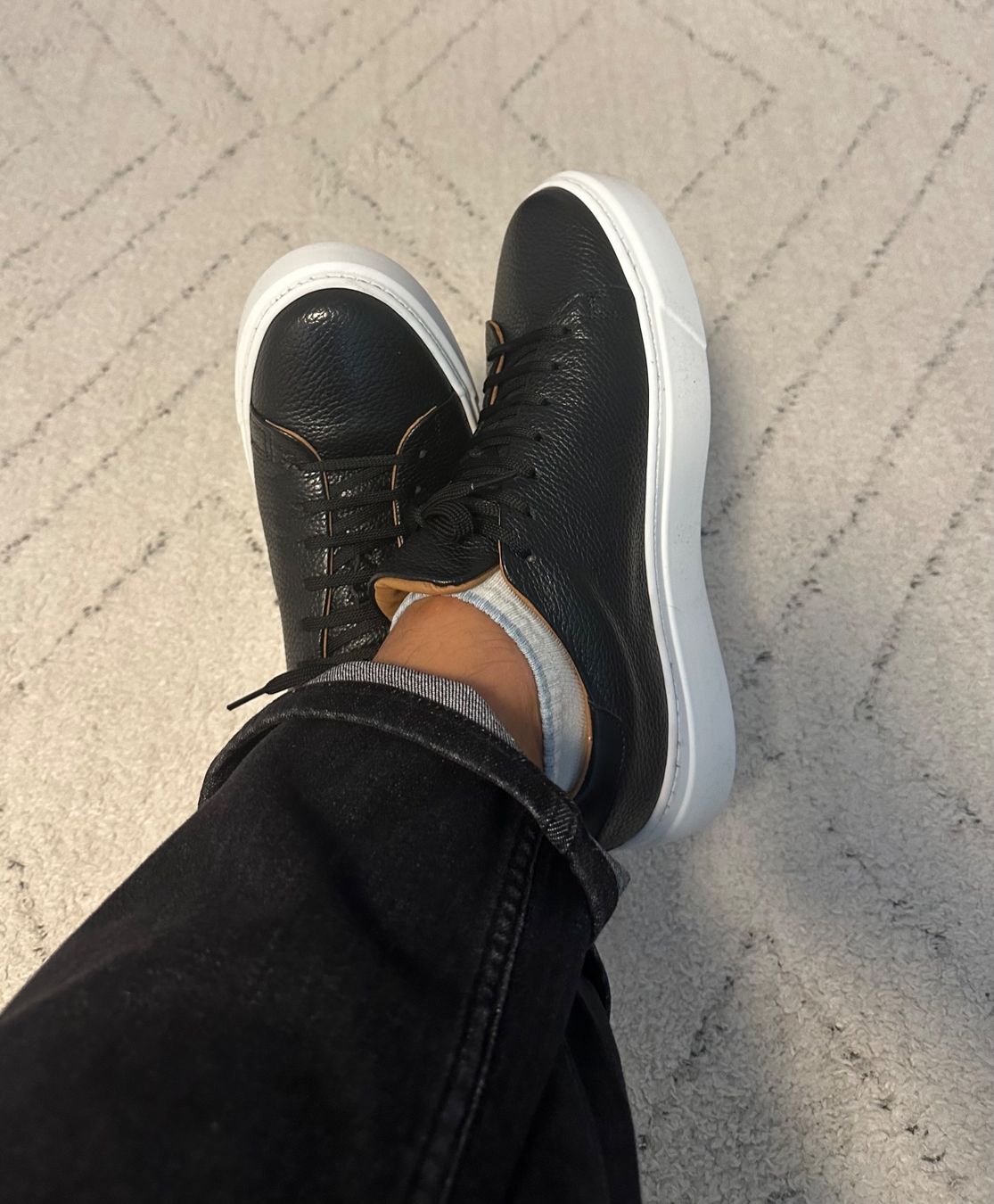 Herrenschuhe: 💥 MULTIKAUF-ANGEBOT 💥 Essential Black –  Leder-Sneaker – Neu und originalverpackt aus Wittenbach von bes_k8vr 7