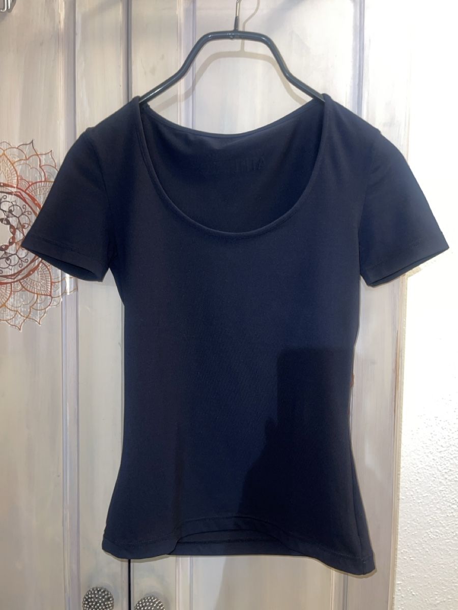 Dolce & Gabbana T-shirt: Dolce & Gabbana Athletic Shirt Grösse schwarz – Nuovo (secondo la descrizione) da Bützberg venduto da dan_jhn9