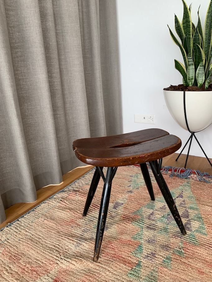 Stühle: Ilmari Tapiovaara Pirkka stool – Gebraucht aus Bern von Zmodern_VIN 4