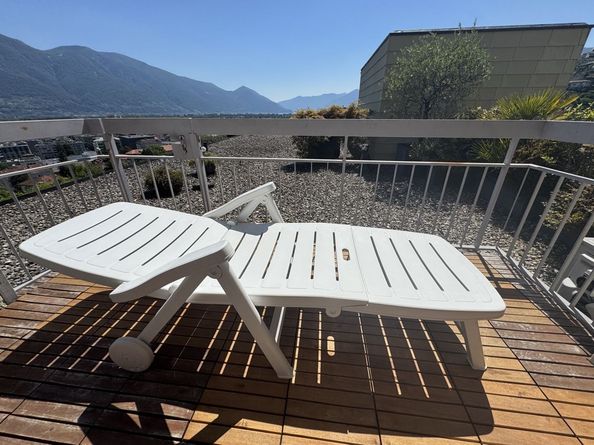 Chaises longues: Sonnenliege weiss – D'occasion à Farnern par allthingspreloved 4