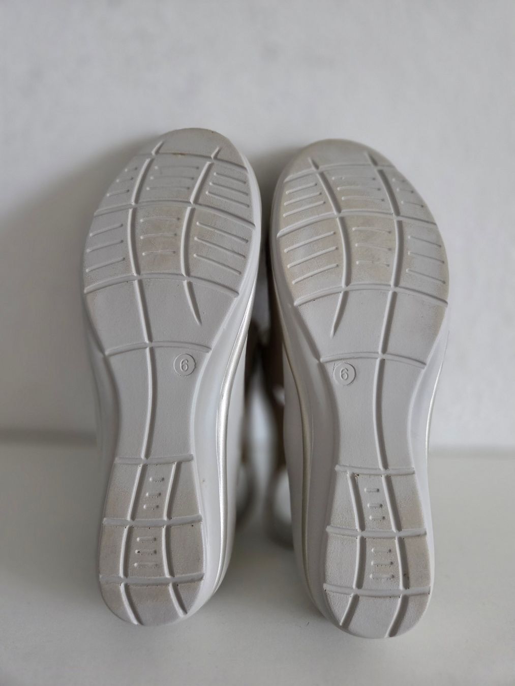 Scarpe da donna: Sandalen von MEDICUS – Usato da Oberrieden venduto da Smart570 4