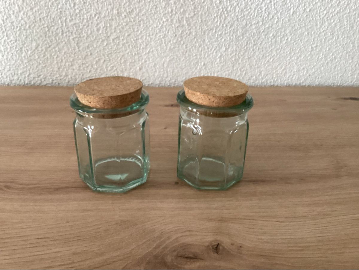 Verres: 2 Gläser mit Korkdeckel – Neuf (Voir description) à Wassen UR par SABDOM