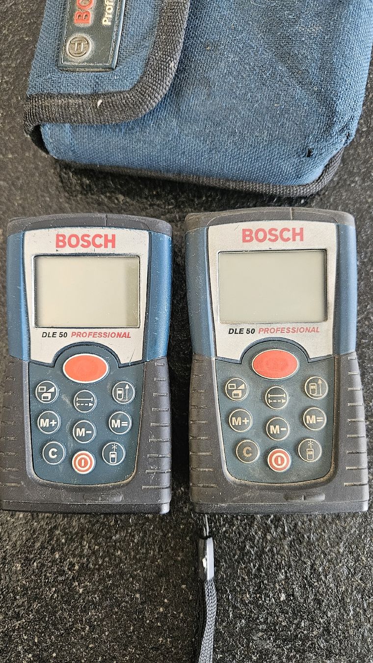 Bosch Messen: 2x Bosch DLE 50 Professional Laser Measure Meter UNGETESTED – Defekt aus Sachseln von laz_65cg