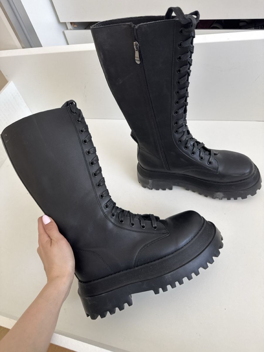 Scarpe da donna: Boots mit Plateausohle, Gr. 38 – Usato da Dübendorf venduto da RPU97