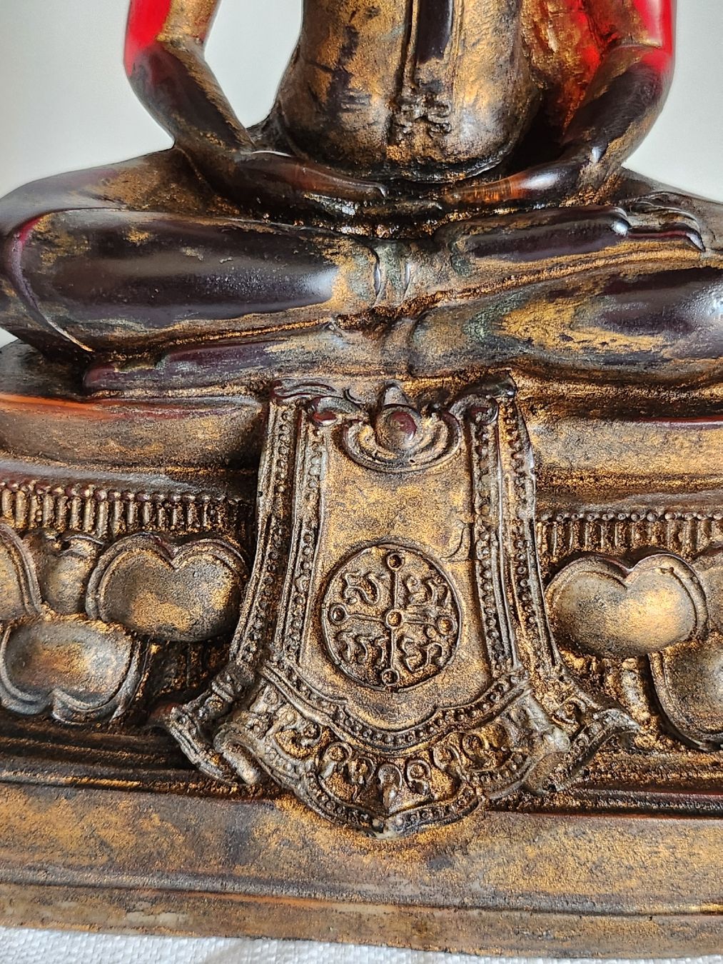 Statuette: Buddha Statue Bronzeoptik Deko Figur – Usato da Zürich venduto da BAENZERINO 4