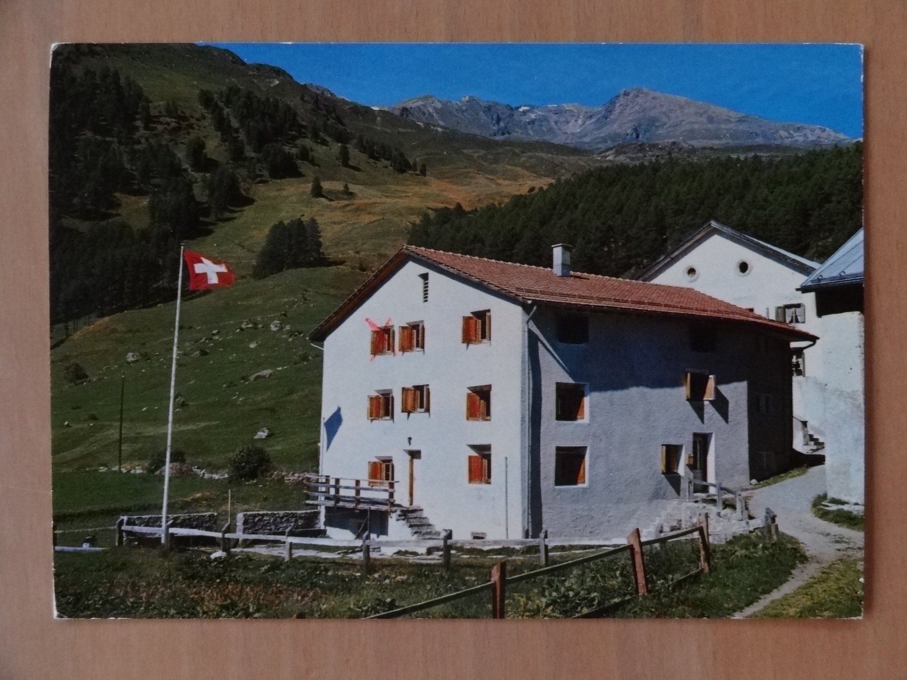 Ansichtskarten: Bos-cha-Guarda, Unter-Engadine, 1978 – Gebraucht aus St Léonard von Riglin