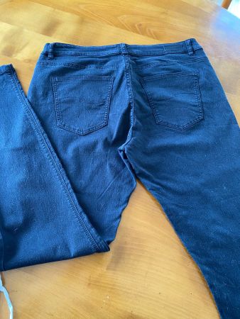 Très joli Jeans de la Marques Esprit QS