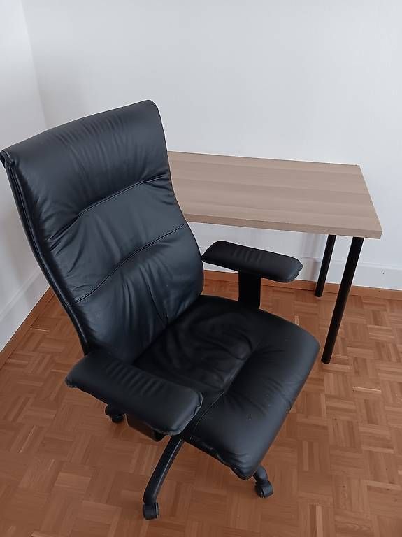 Schreibtische: Bureau, chaise de bureau, armoire – Gebraucht aus Lausanne von and_7j9p 1