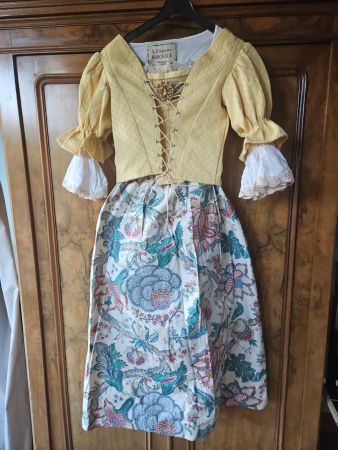 Costume baroque 146 fille ETIQUETTE BAROQUE