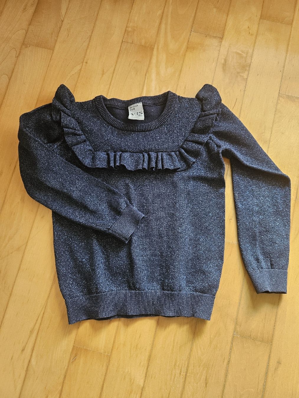 Maglioni & Felpe: Glitzerpulli, Gr. 110-116 – Usato da Zürich venduto da Lejahan77