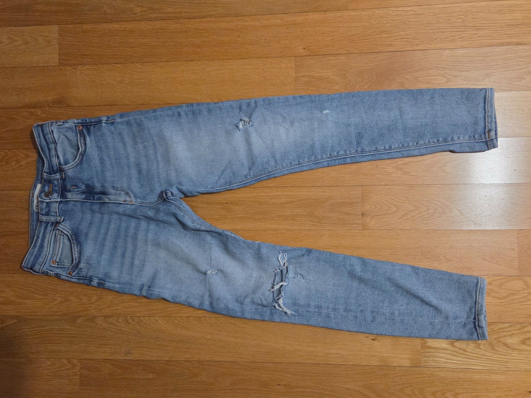 Zara Jeans: ZARA High Waist helle Jeans,Gr.36 mit Elastin – Usato da Sachseln venduto da dz1979dz 8