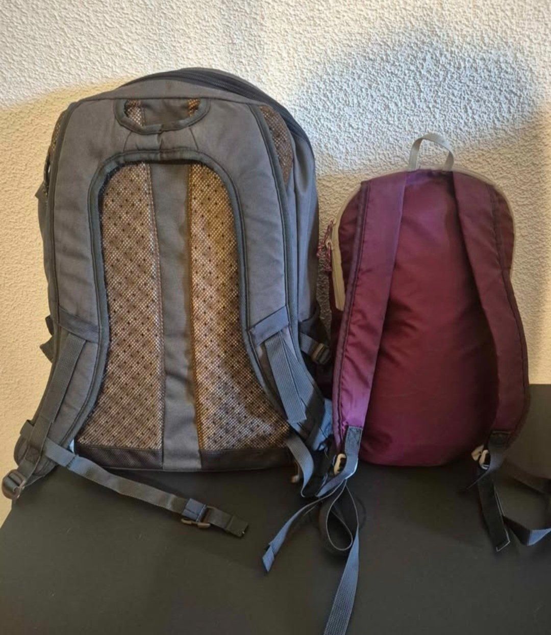 Decathlon Zaini: Rucksack 30l + gratis 10l – Usato da Luzern venduto da kat_6kt5 2