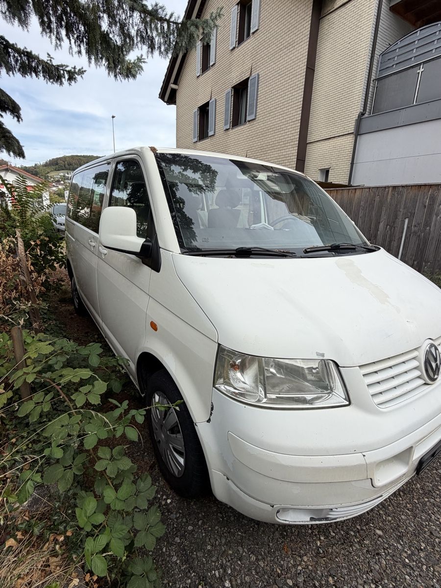 VW Automobili: VW Transporter T5 used condition – Usato da Liestal venduto da ogn_bv52 5
