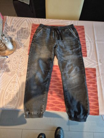 Benetton Pharrel-Jogginghose, Grau, Top Zustand, Gr. 140