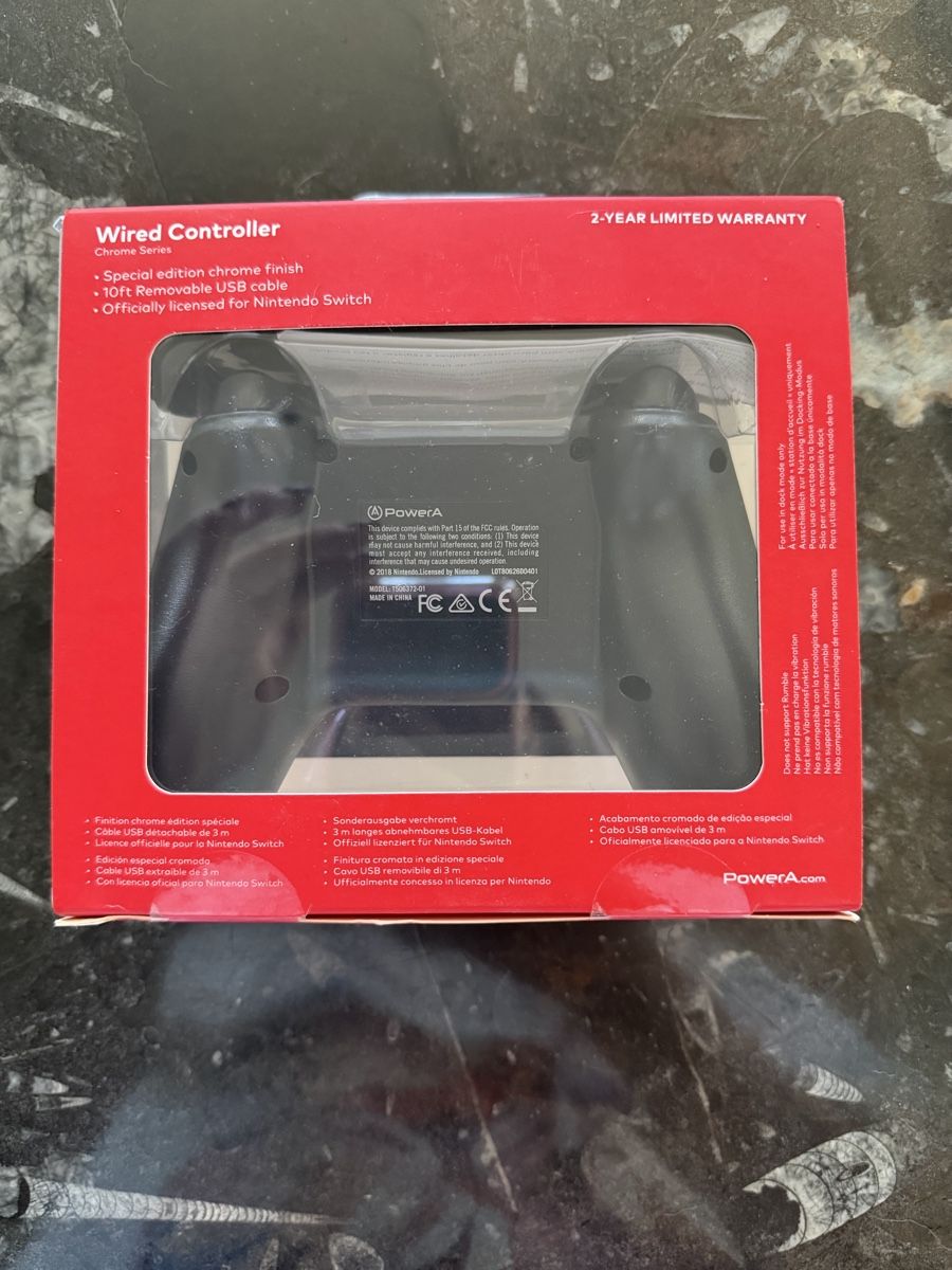 Nintendo Controller: Nintendo Switch Controller - PowerA - Super Mario Peach – Nuovo e nell'imballaggio originale da Benglen venduto da Evoli_Chan 1
