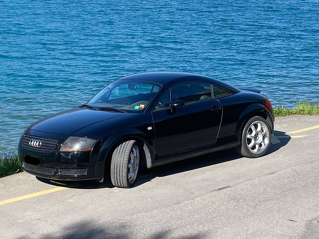 Audi Automobili: Audi TT 8N, Quattro Coupé – Usato da Wilderswil venduto da uelfo