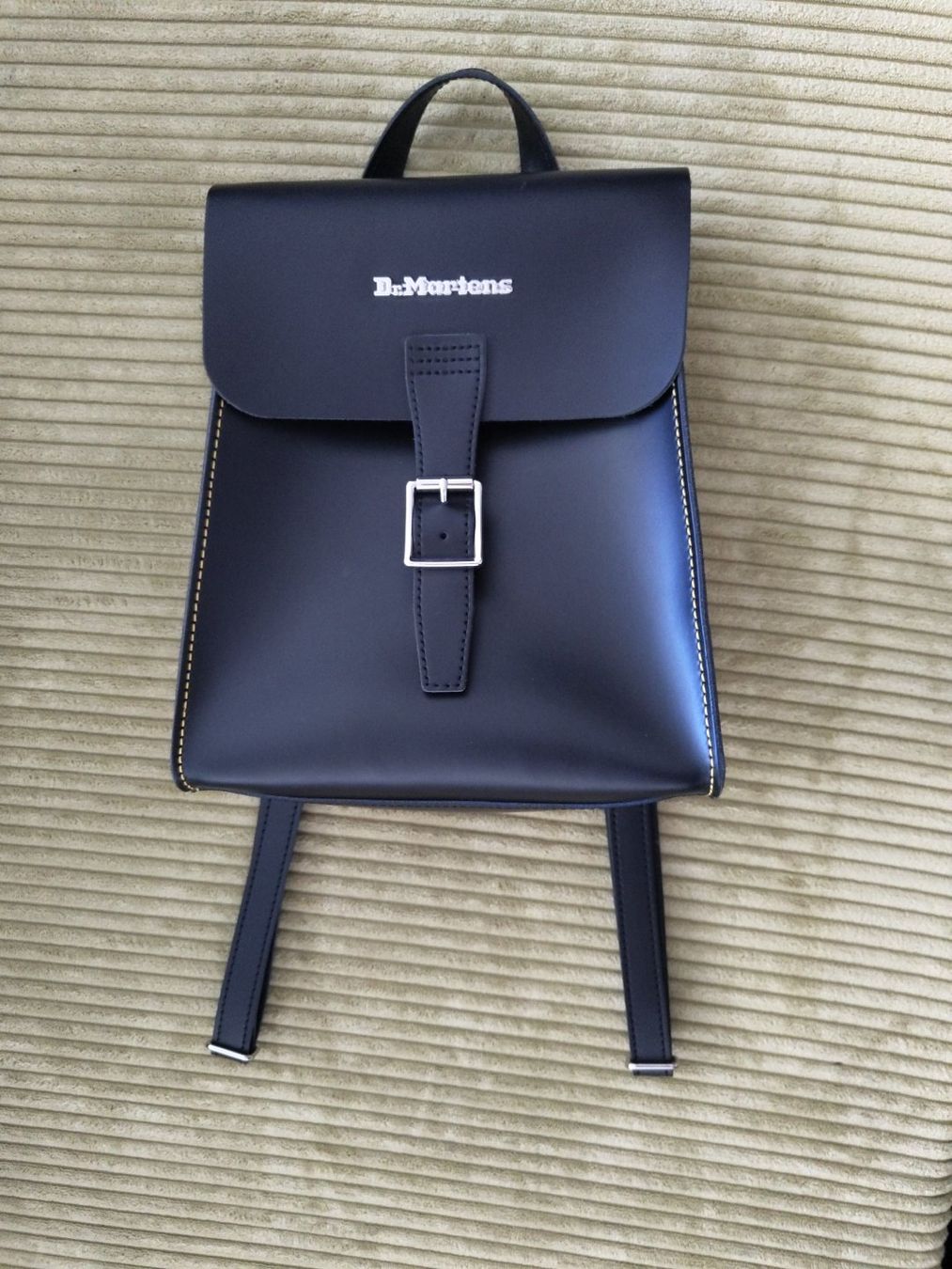 Dr. Martens Zaini: Dr. Martens Rucksack – Nuovo (secondo la descrizione) da Schönenwerd venduto da yayu_01