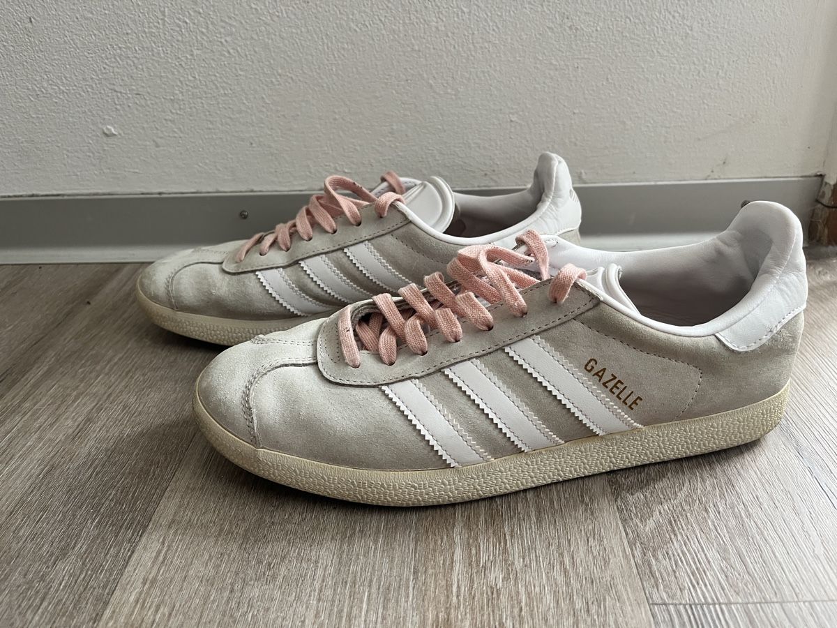 Adidas Herrenschuhe: Adidas Gazelle 40 2/3 grau – Gebraucht aus interlaken von caliban
