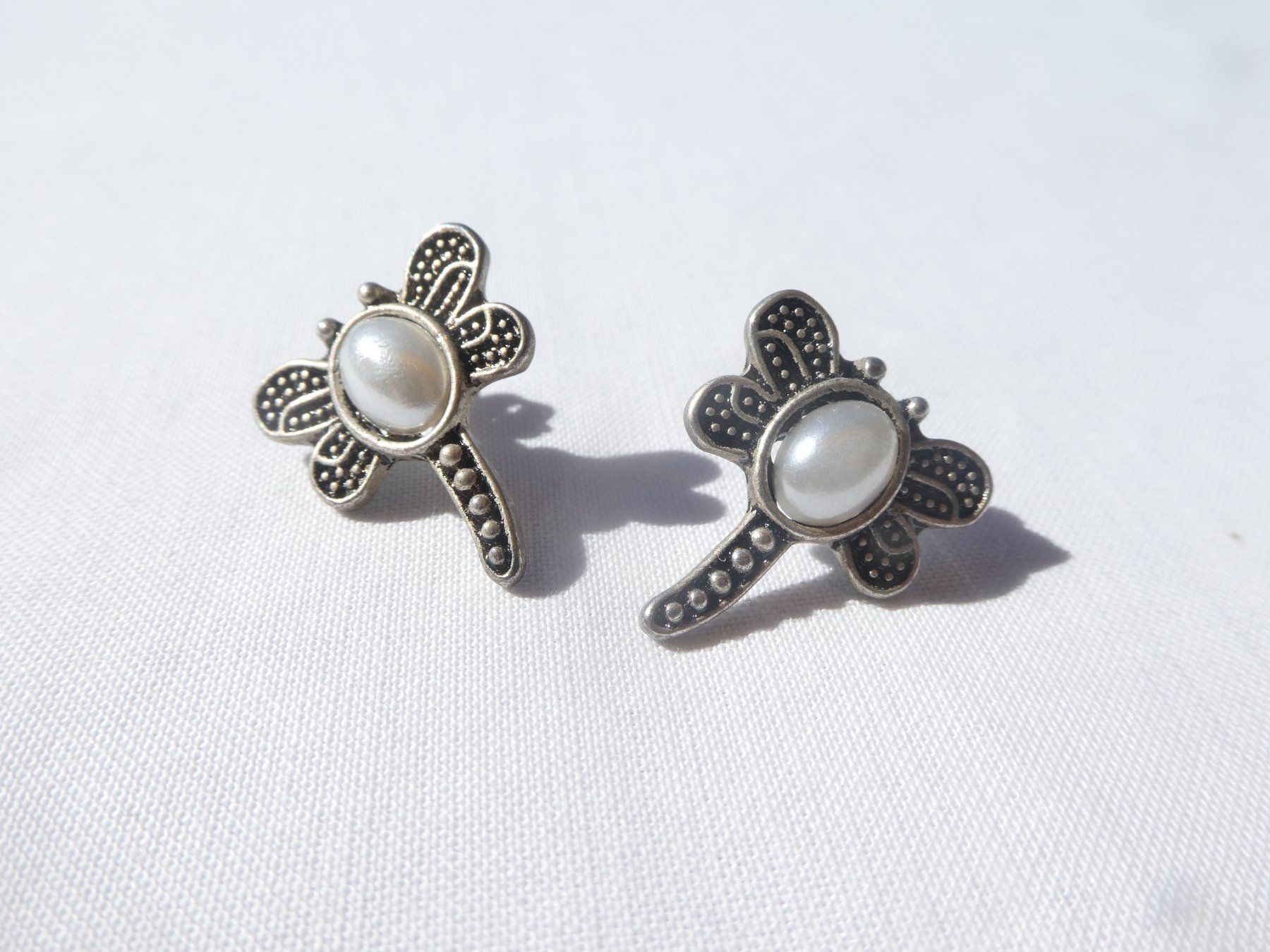 Orecchini pendenti & Orecchini a lobo: Ohrstecker, Libelle, Modeschmuck; Länge 2cm – Nuovo (secondo la descrizione) da Gattikon venduto da kaandooh