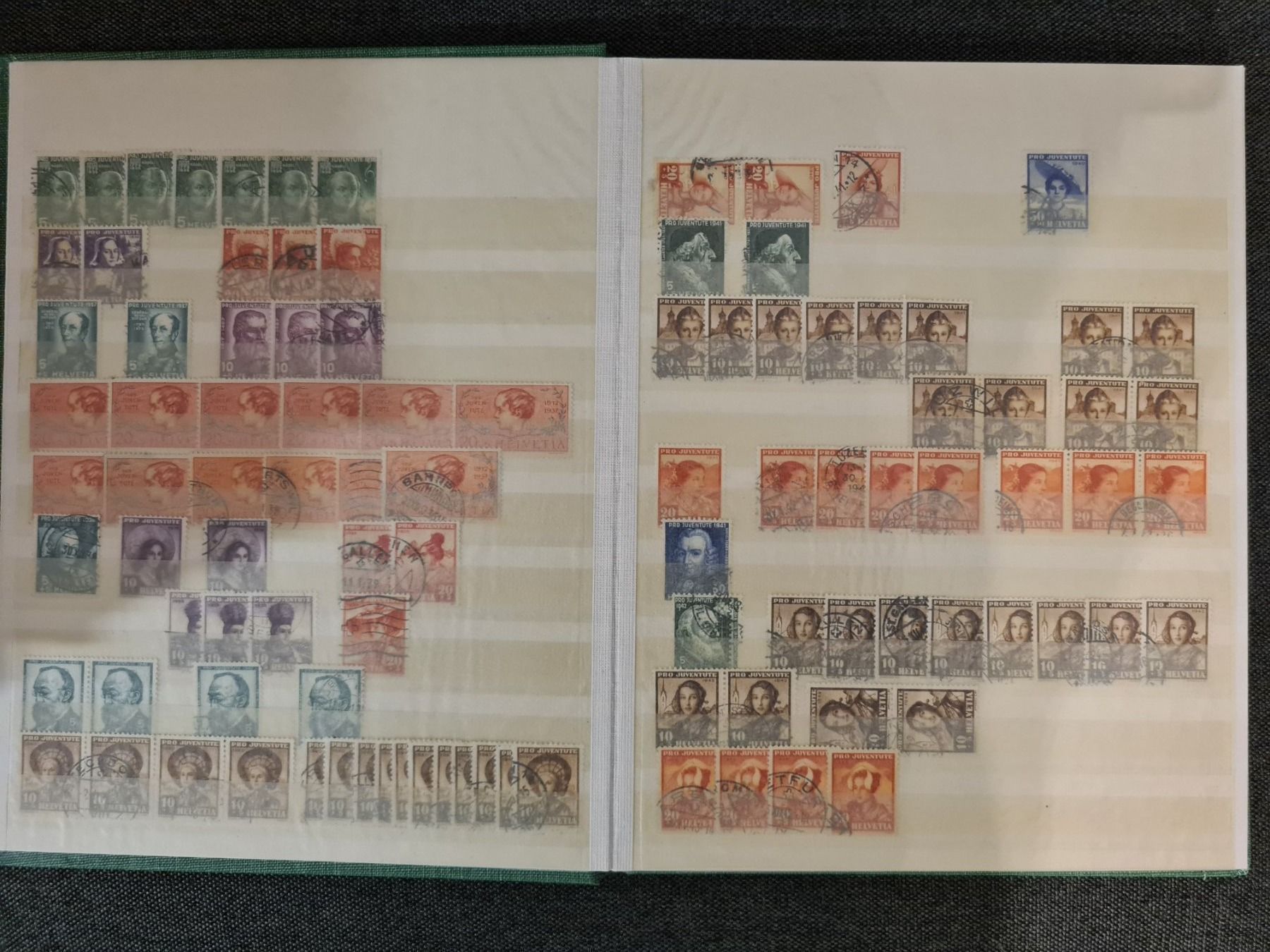 Album: Briefmarkenalbum Pro Juventute ab 1918 – Usato da Weinfelden venduto da michaelino 3