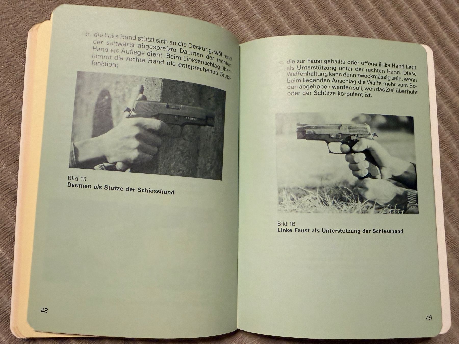 Bücher: Reglement: Die Pistolen - Schweizer Armee – Gebraucht aus Brütten von Hst1 8