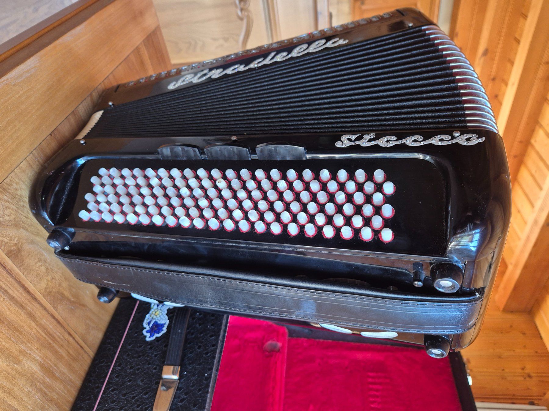 Strumenti musicali: Stradella stocco 4 voix – Usato da Val-d'Illiez venduto da jer_6bmb 3