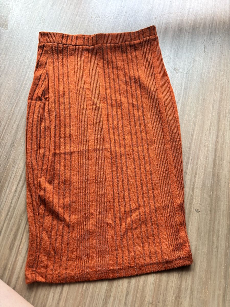 Jupes: Lot de jupe taille S – Neuf (Voir description) à Granges VS par Oliviaaaaaa 4