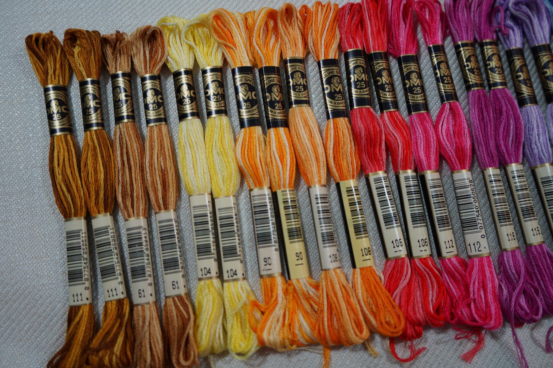 Cordicelle & Fili: 30 DMC Mouliné Spécial Multicolor Art 117 - LOSB9 – Nuovo e nell'imballaggio originale da Mels venduto da DACRI 4