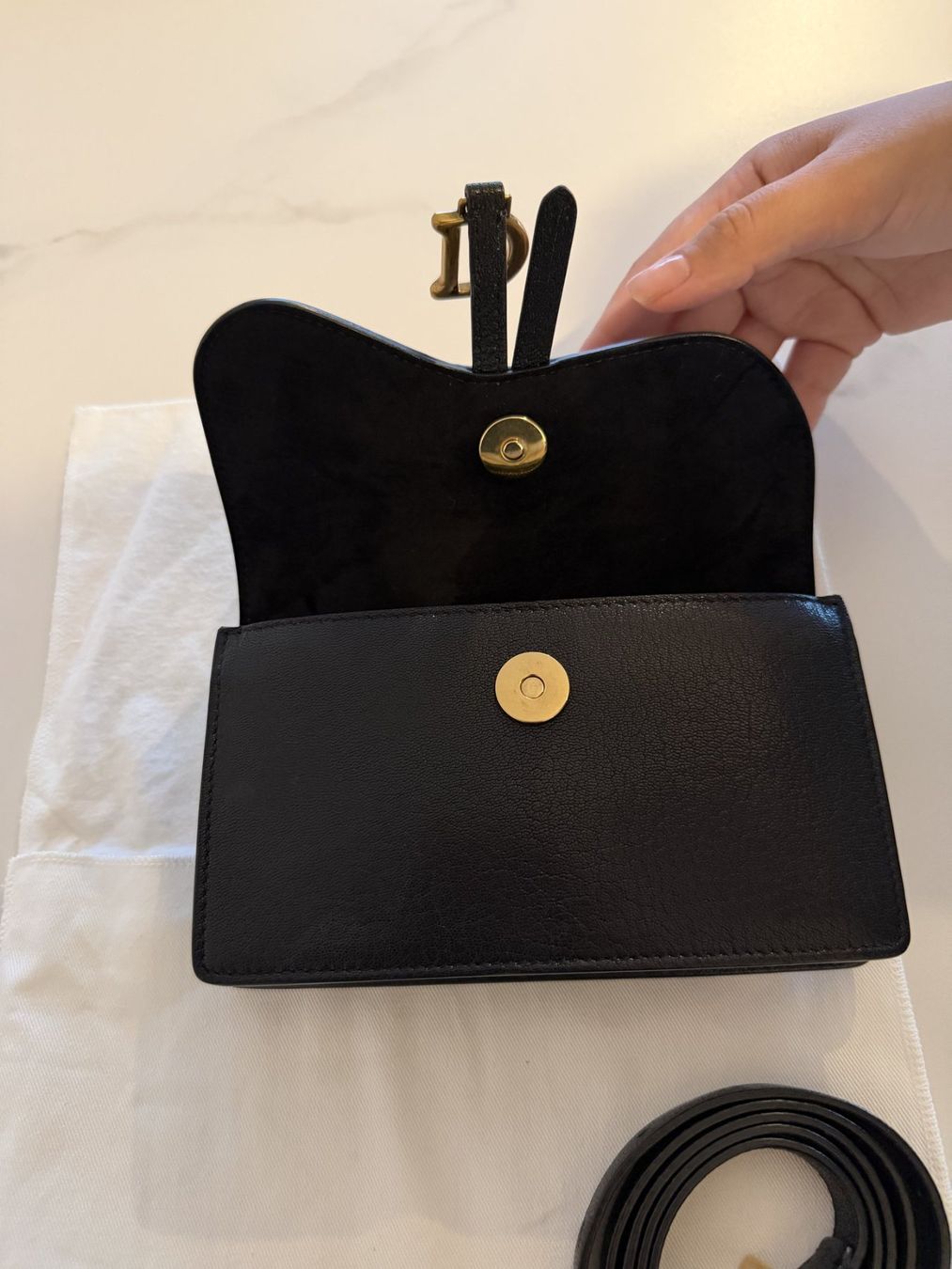 Dior Taschen für Damen: Dior Saddle Pouch (Bauchtasche) schwarz – Gebraucht aus Rotkreuz von absolutely.ayra 4