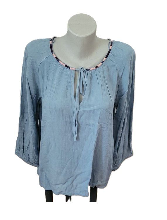 Esprit Chemisiers: Esprit Shirt Bluse NEU Gr, 34 hellblau – Neuf avec emballage d'origine à Füllinsdorf par Sunnebliemli7 1
