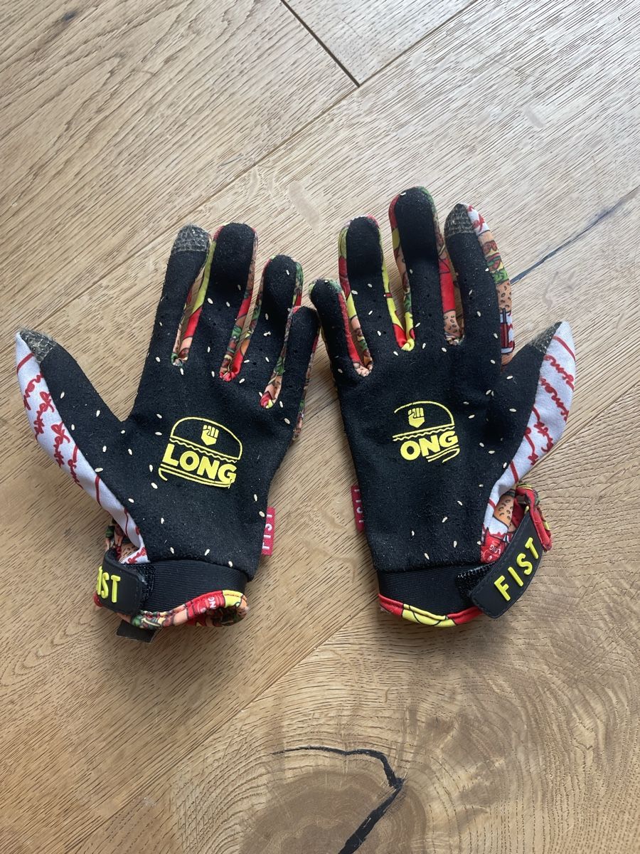 Guanti: Fist Bike Handschuhe – Usato da Paspels venduto da Giango33 1