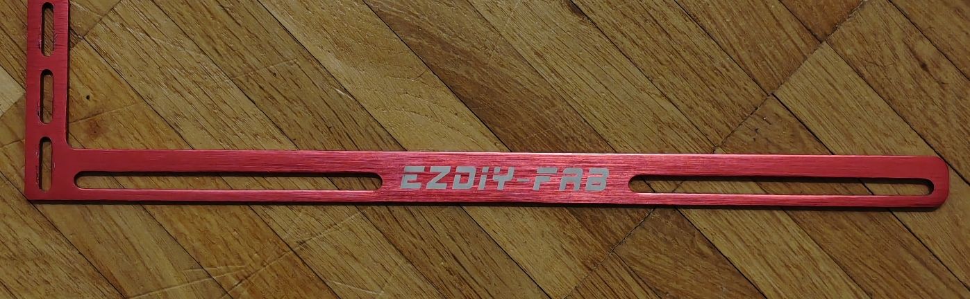 Grafikkarten: Grafikkartenhalterung EZDIY-FAB Rot – Gebraucht aus Kloten von Pablo95