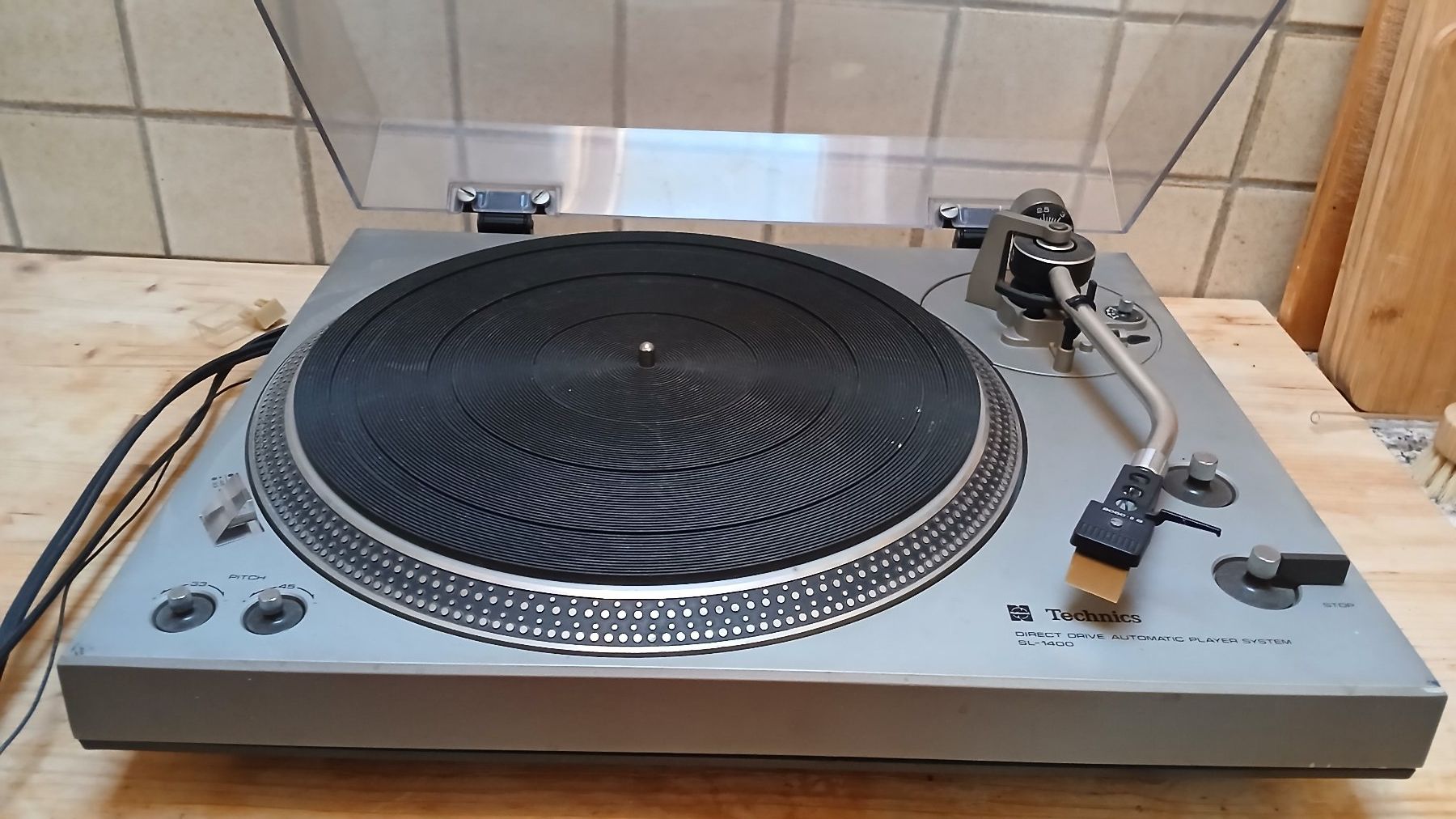 Technics Giradischi: Plattenspieler Technics SL 1400 – Usato da Seewen SO venduto da Shami0 1