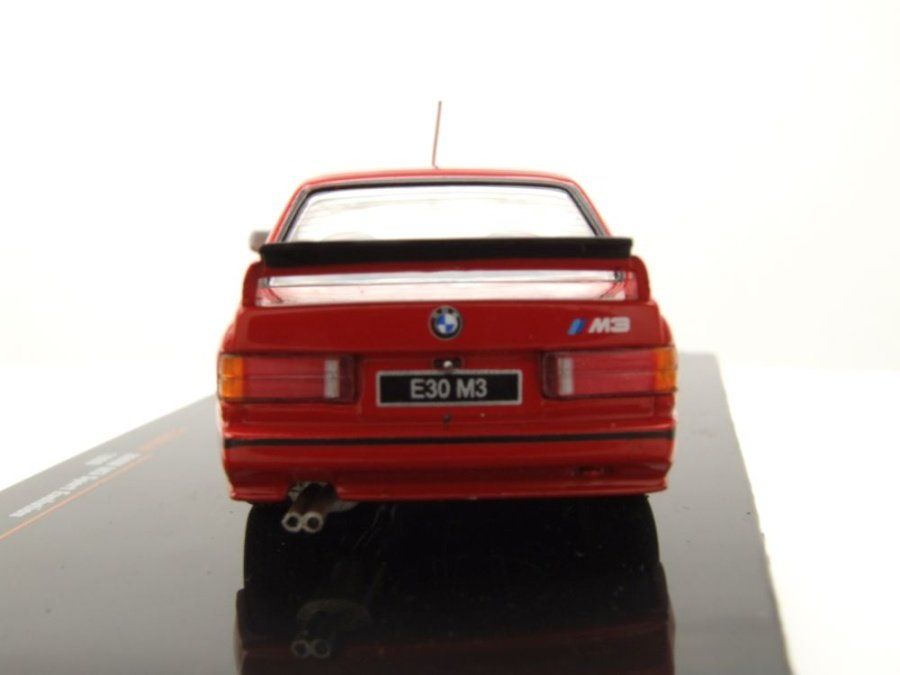 BMW Modellautos: BMW M3 E30 1986-1990 rot    1:43 von IXO – Neu und originalverpackt aus Gerlafingen von espero88 4