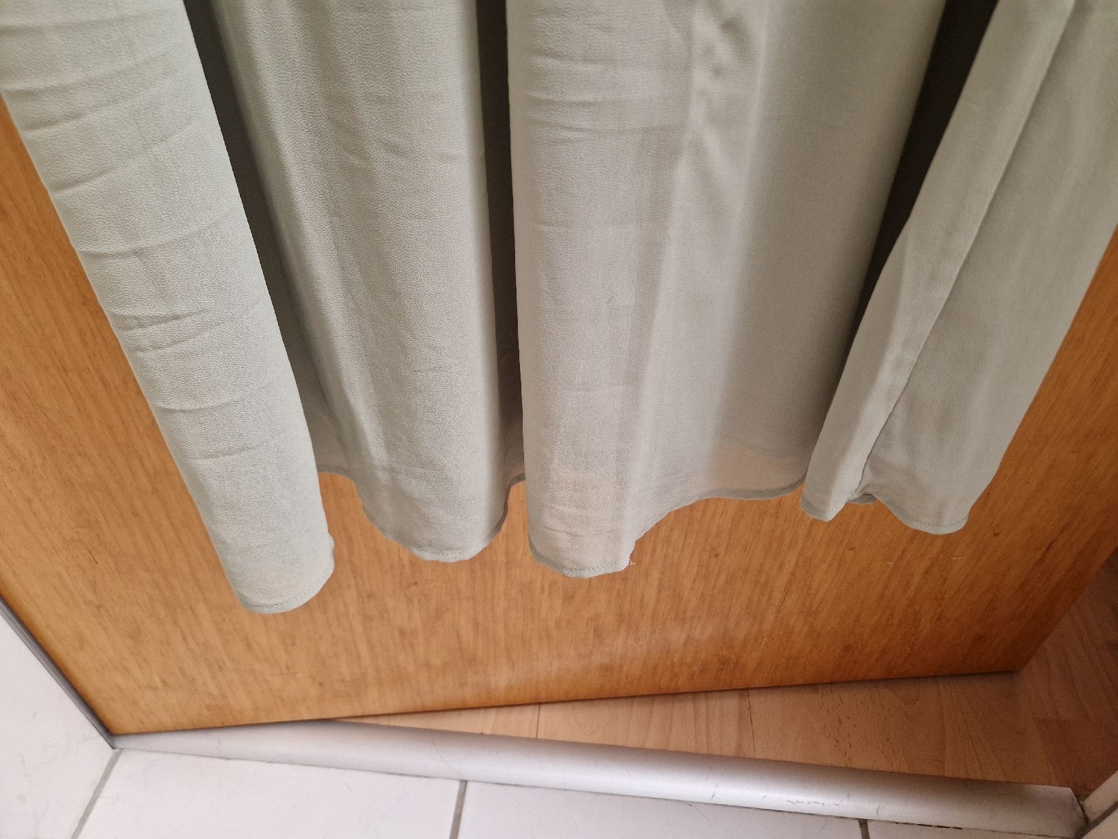 Vila Vestiti: Grünes Vila Kleid, Gr.40 – Usato da Strengelbach venduto da Nessi92 2