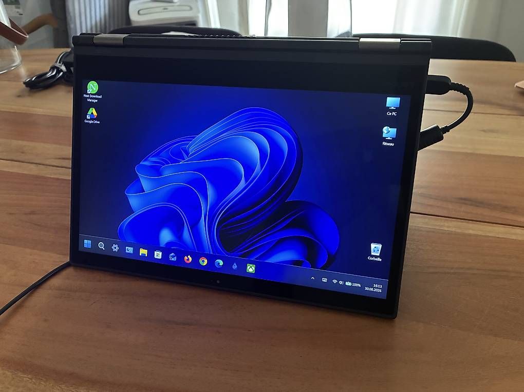 Notebook: Lenovo Yoga 370 – Usato da St-Léonard venduto da BoubabilOne 1