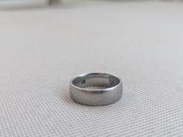 Platin Ring mit 2 grünen Diamanten (9.68g, PT950)