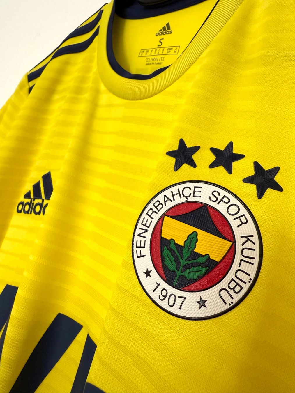 Fenerbahçe SK Leibchen & Hosen: Fenerbahce SK - Auswärtstrikot – Neu (gemäss Beschreibung) aus Muttenz von wizard040 2
