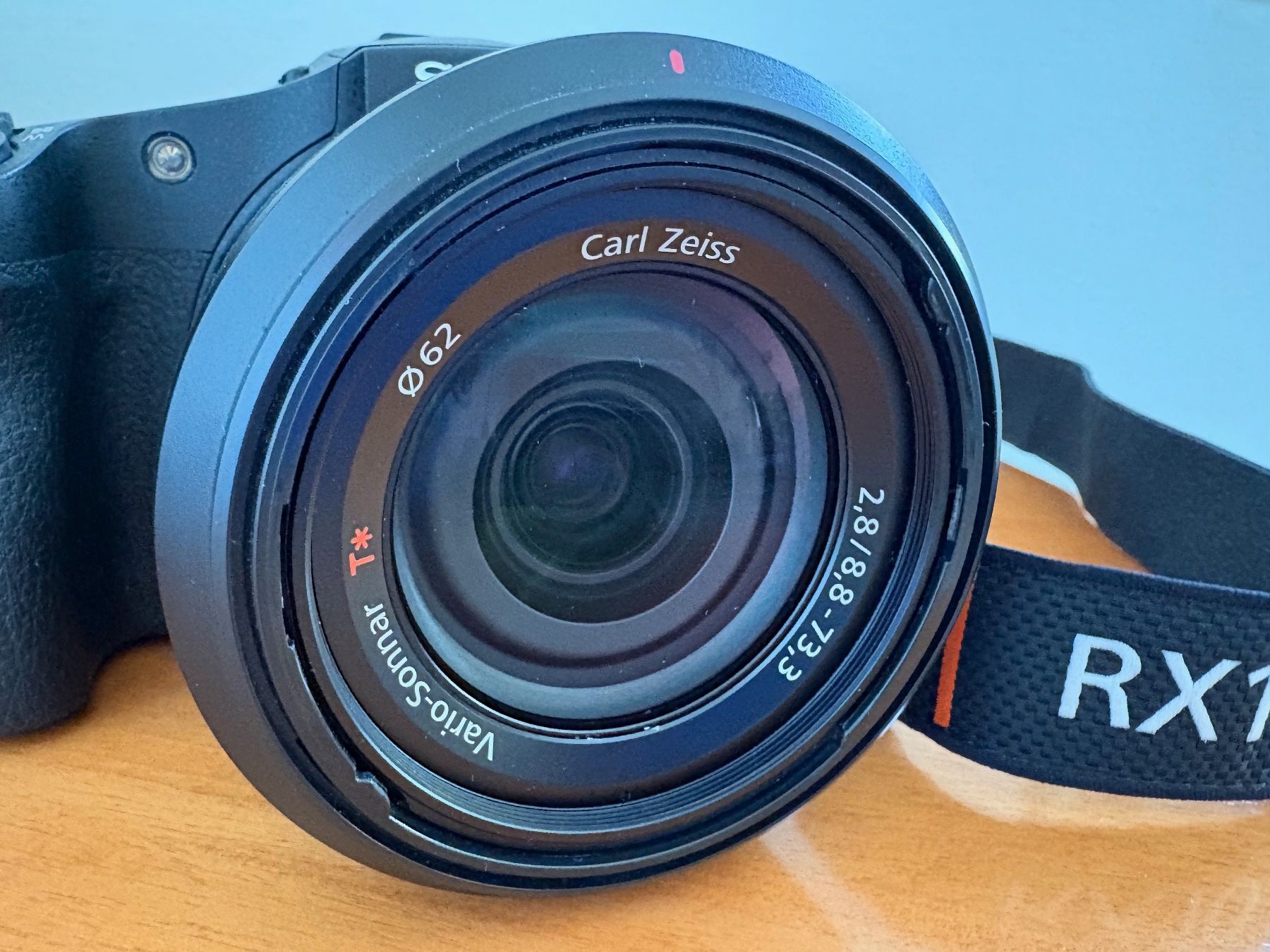 Sony Fotocamera: Sony RX10 Mark I – Usato da Bubendorf venduto da chris211 1